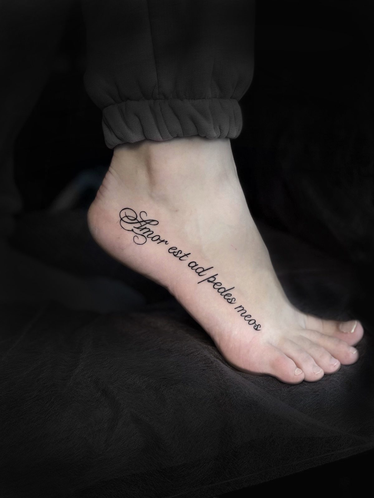 Татуировка на ступне в Краснодаре